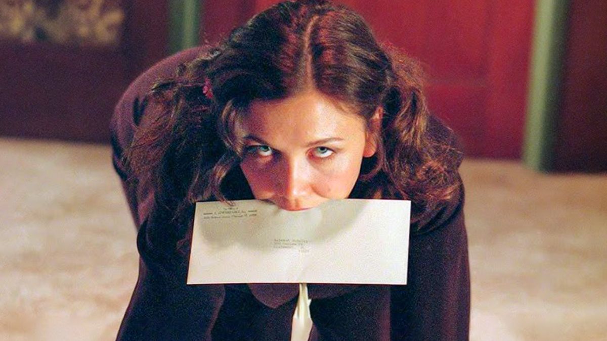 Maggie Gyllenhaal w filmie "Sekretarka"