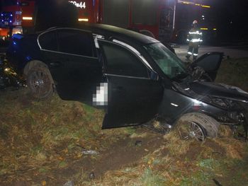 Złotniki Kujawskie: Czołowe zderzenie dwóch osobówek na DK25