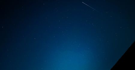 Orionidy 2022. Kiedy oglądać październikowy deszcz meteorów?