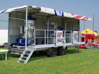 Rafineria na kółkach. Paliwo zrobisz sobie sam