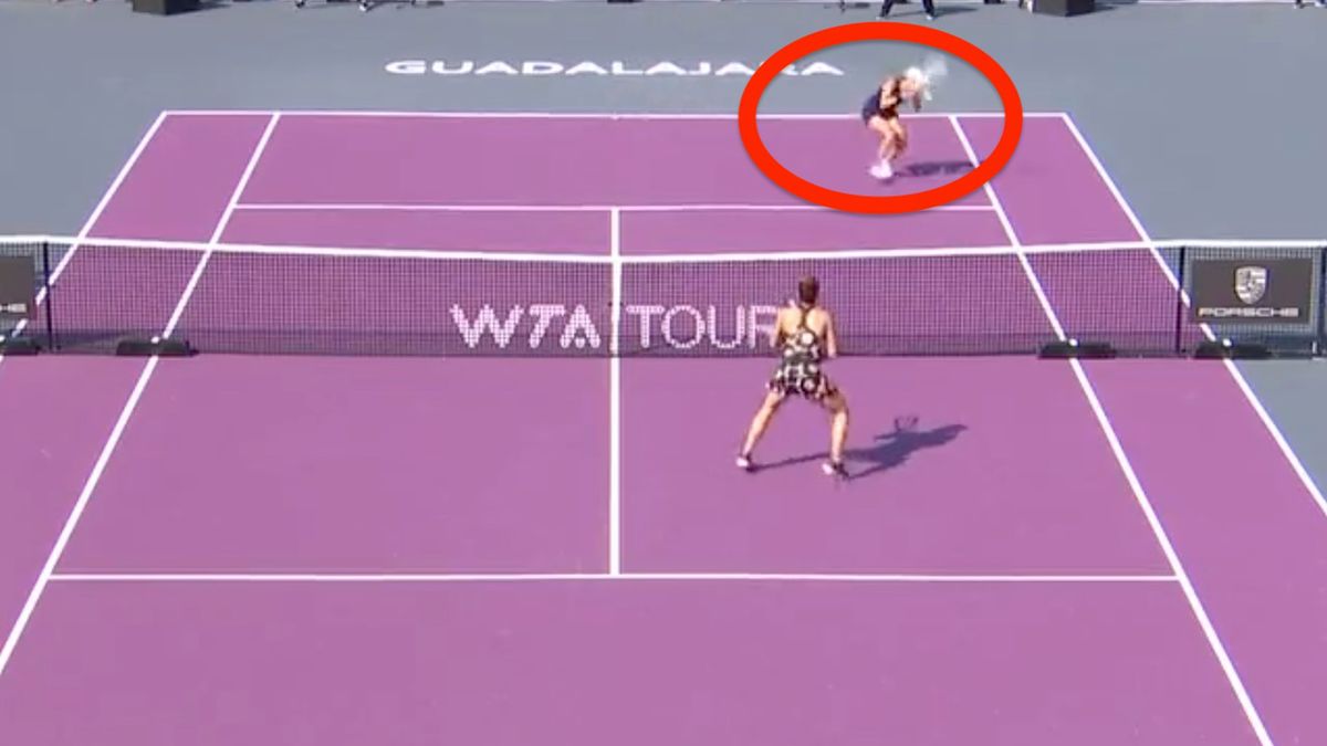 Zdjęcie okładkowe artykułu: Twitter / WTA / Iga Świątek zagrywa pięknego loba