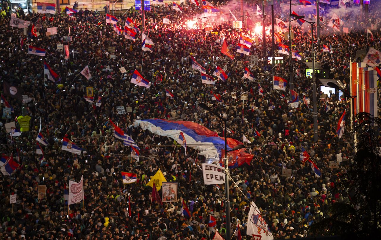 
W Serbii przeciw manifestantom użyto broni sonicznej. Komisja Europejska żąda wyjaśnień