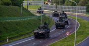 Wojskowe kolumny na polskich drogach. O co chodzi?