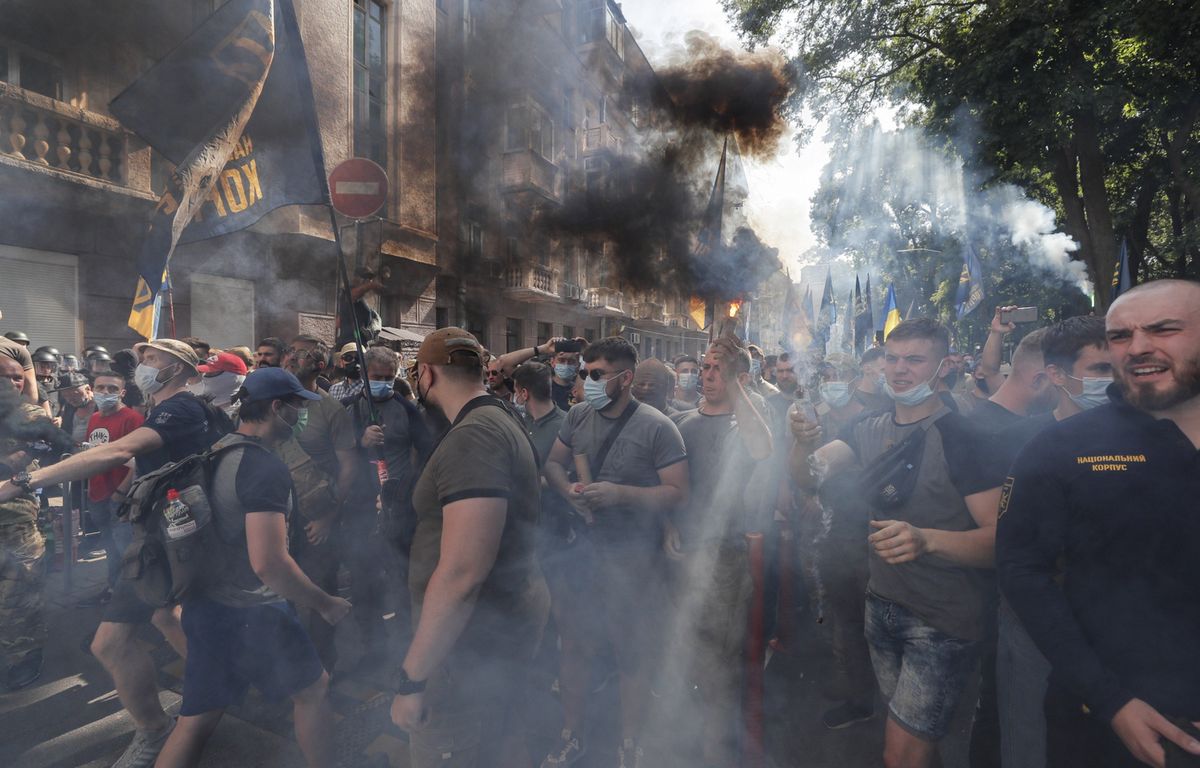 Zamieszki na Ukrainie przed siedzibą prezydenta 
