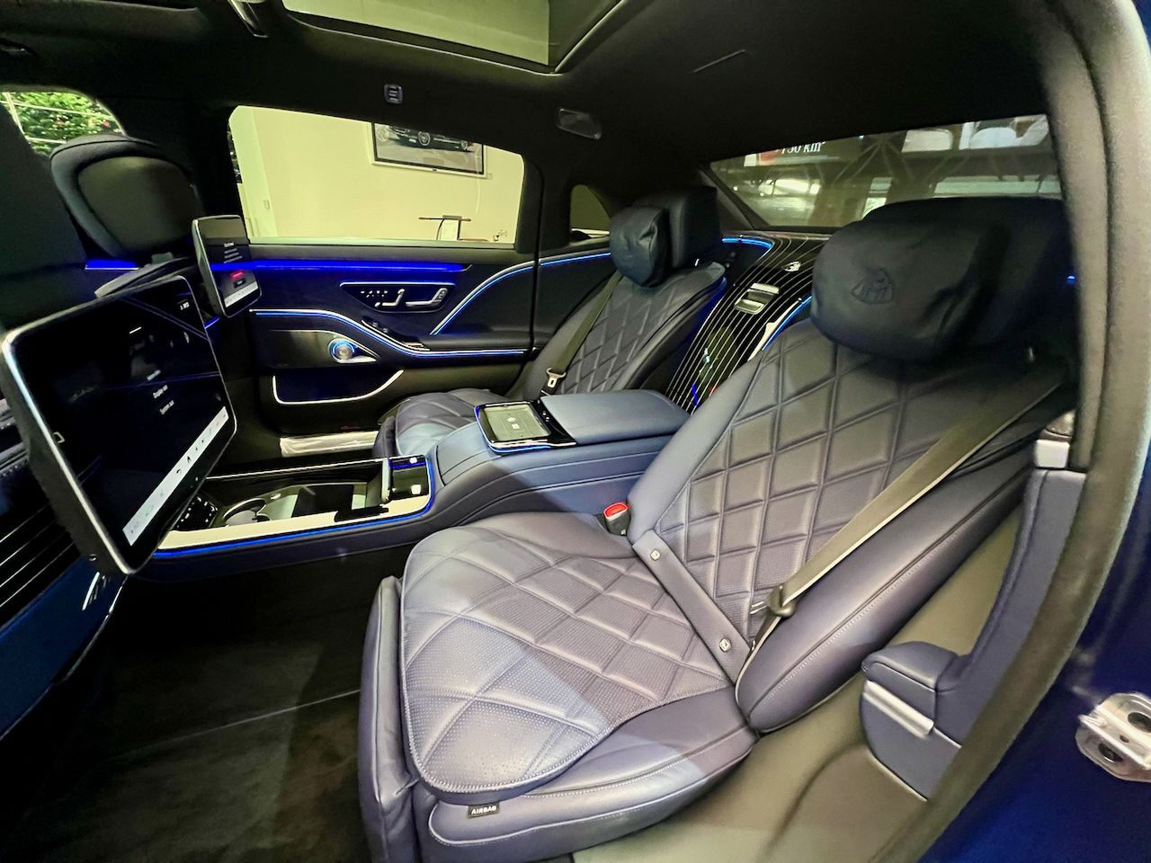 Przykład personalizacji Maybacha S680 ze studia Manufaktur