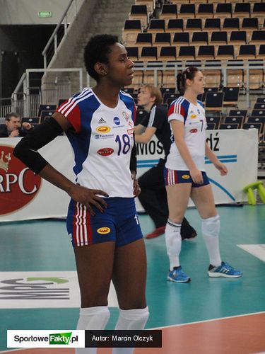 Brazylijska atakująca nie zachwyca na razie skutecznością, ale z meczu na mecz prezentuje się coraz lepiej. Czy jej forma dalej będzie rosła?