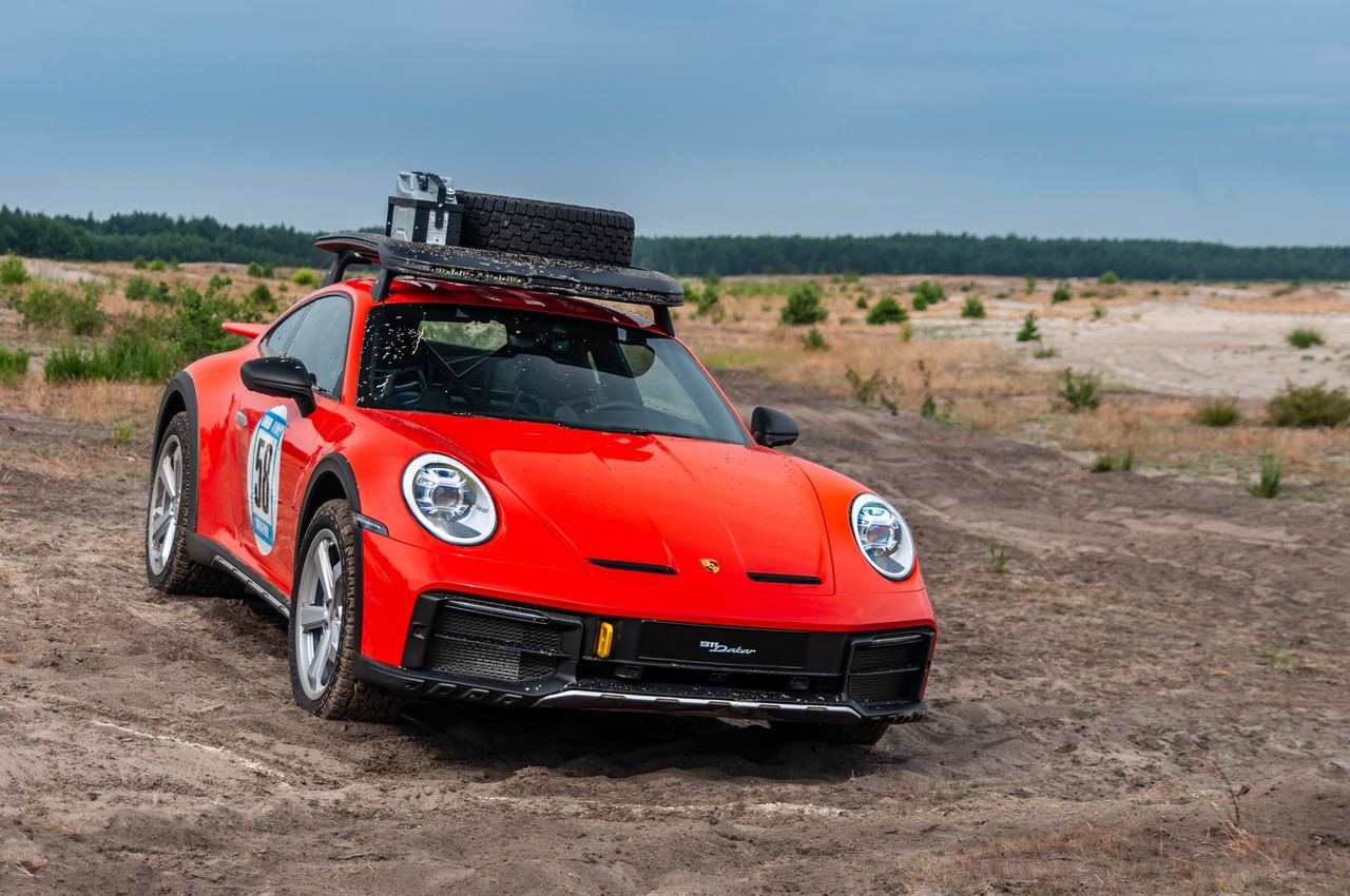 Porsche 911 Dakar RED58 Special