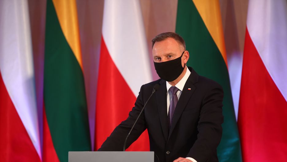 Andrzej Duda o napływie uchodźców. Polska pomorze Litwie chronić granice 