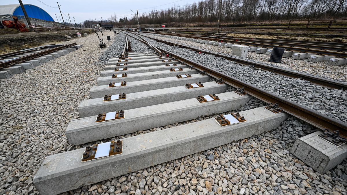 Torowisko. Zdjęcie ilustracyjne