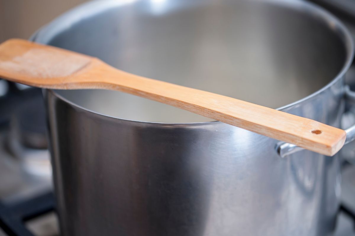 A spoon on the pot will save you from a kitchen disaster.