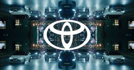 Toyota zaprezentowała nowe logo. Zmiany są kosmetyczne