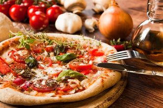 Gospodarka Włoch. Pizza daje pracę setkom tysięcy osób