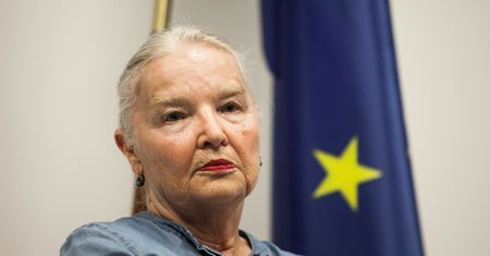 "To skandal". Spór wokół wywiadu z prof. Staniszkis. Oskarżenia wobec Lisa i "Newsweeka"