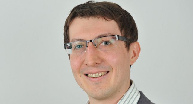 MediaCom dzieli się na dwa departamenty, Stanisław Kejler w zarządzie