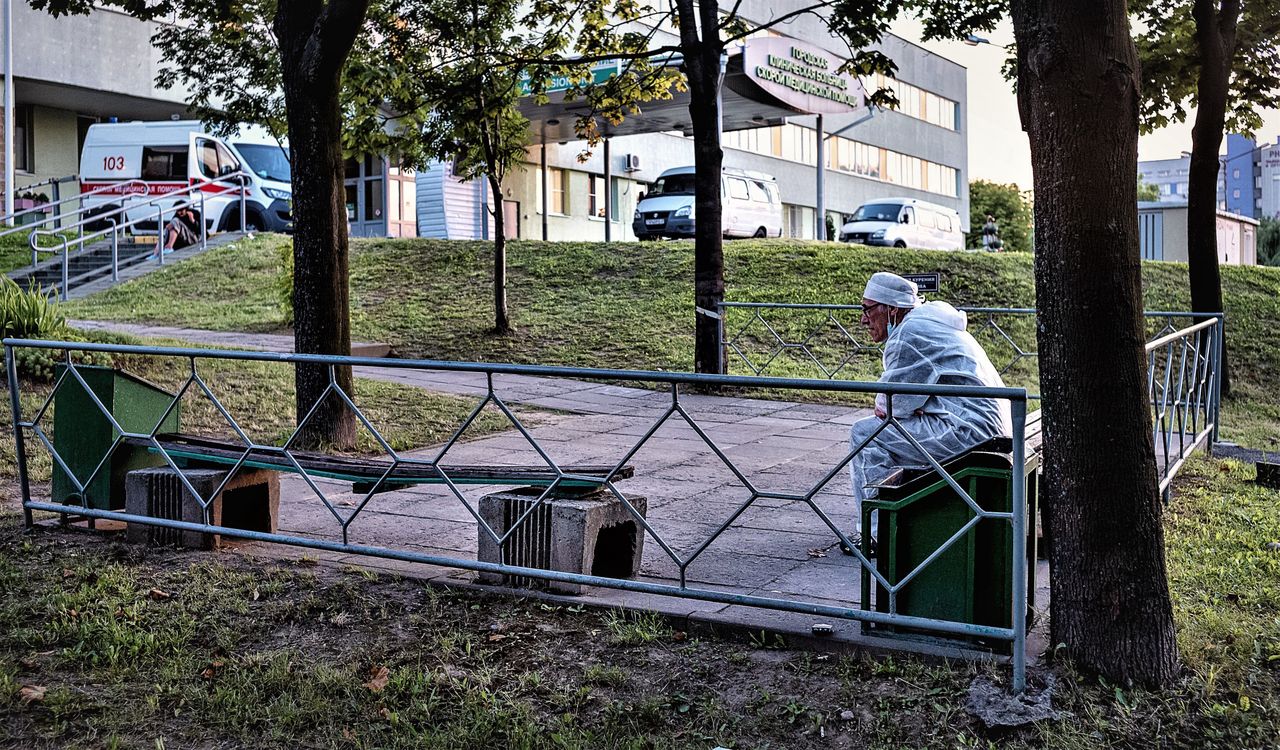 Lekarze potrzebni od zaraz. Ale jak ze Wschodu, to nie