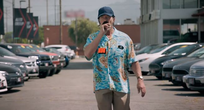 Arnold Schwarzenegger przekonuje do kupna samochodów elektrycznych