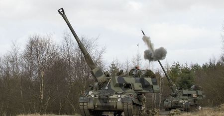 Oddali Ukrainie niemal wszystko. Sami zostali bez artylerii