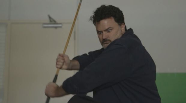 Tim Schafer nokautuje twórcę Escape Goat 2 kijem golfowym