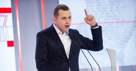 Śledczy wycofują się ze ścigania dziennikarza TVN-u. "To kuriozalne!"