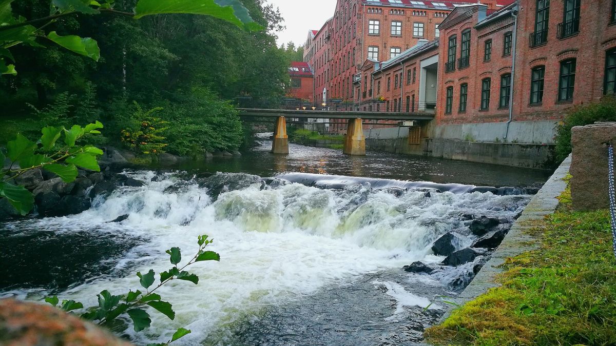River Flowing By Dam Against Sky
Photo Taken In Oslo, Norway
Kenneth Vik / EyeEm
Connection, Long Exposure, Nature, Outdoors, No People, Water, Motion, River, Hydroelectric Power, Architecture, Norway, Waterfall, Dam, Building Exterior, Day, Oslo, Built Structure, Beauty In Nature, Sky, Scenics, Tree, Horizontal Image