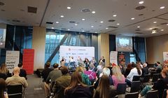 Intelektualne spa oraz o roli nowych mediów, dezinformacji i AI. Relacja z Patronite Forum 2024