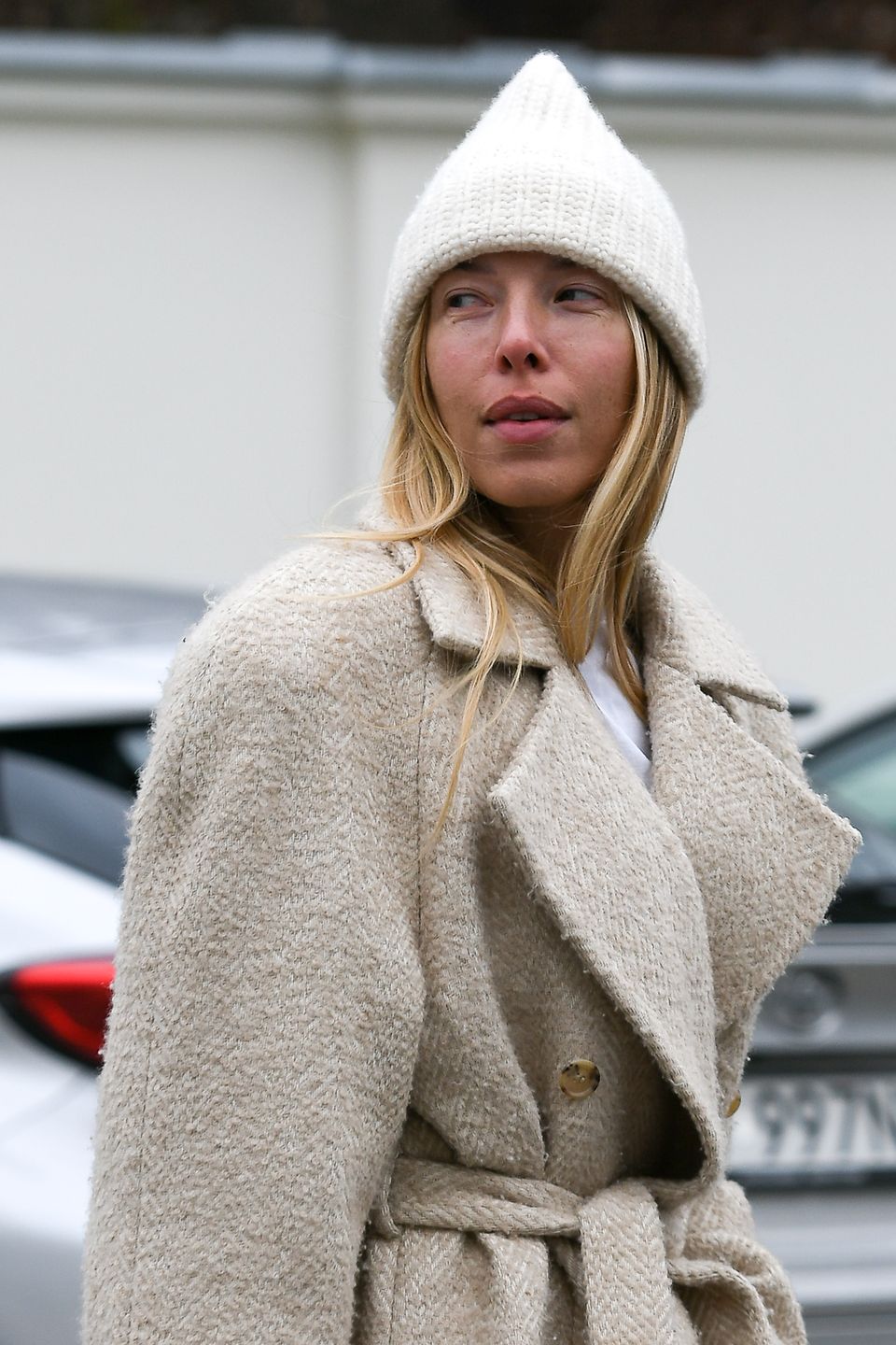 Naturalna Ewa Chodakowska z torebką za 100 tysięcy złotych