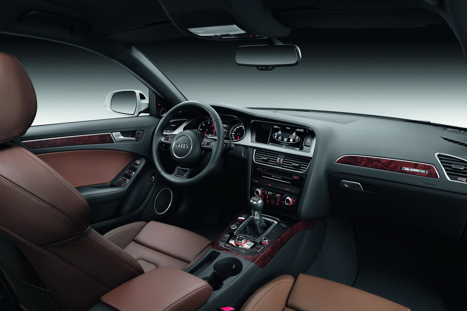 Audi A4/S4/Allroad (2012)