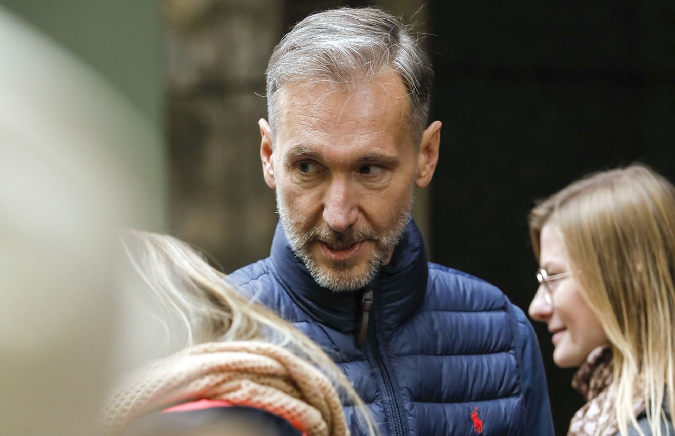 Gwiazdy DDTVN, październik 2022, zarost, portret
