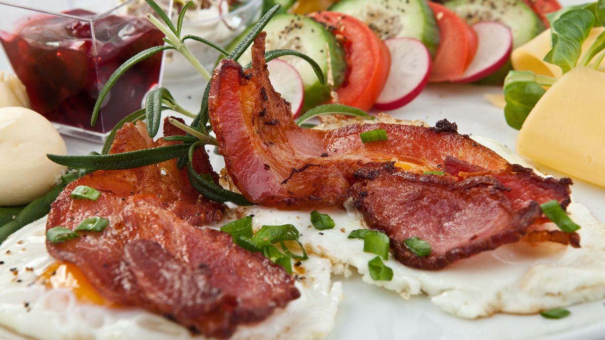 O której należy jeść śniadanie?