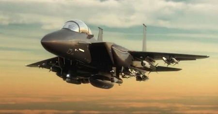 F-15EX strzela najdalej. Stary samolot ma przewagę nad F-22 i F-35