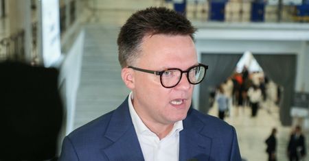 Nocna narada ws. Hołowni. Polska 2050 wydała oświadczenie