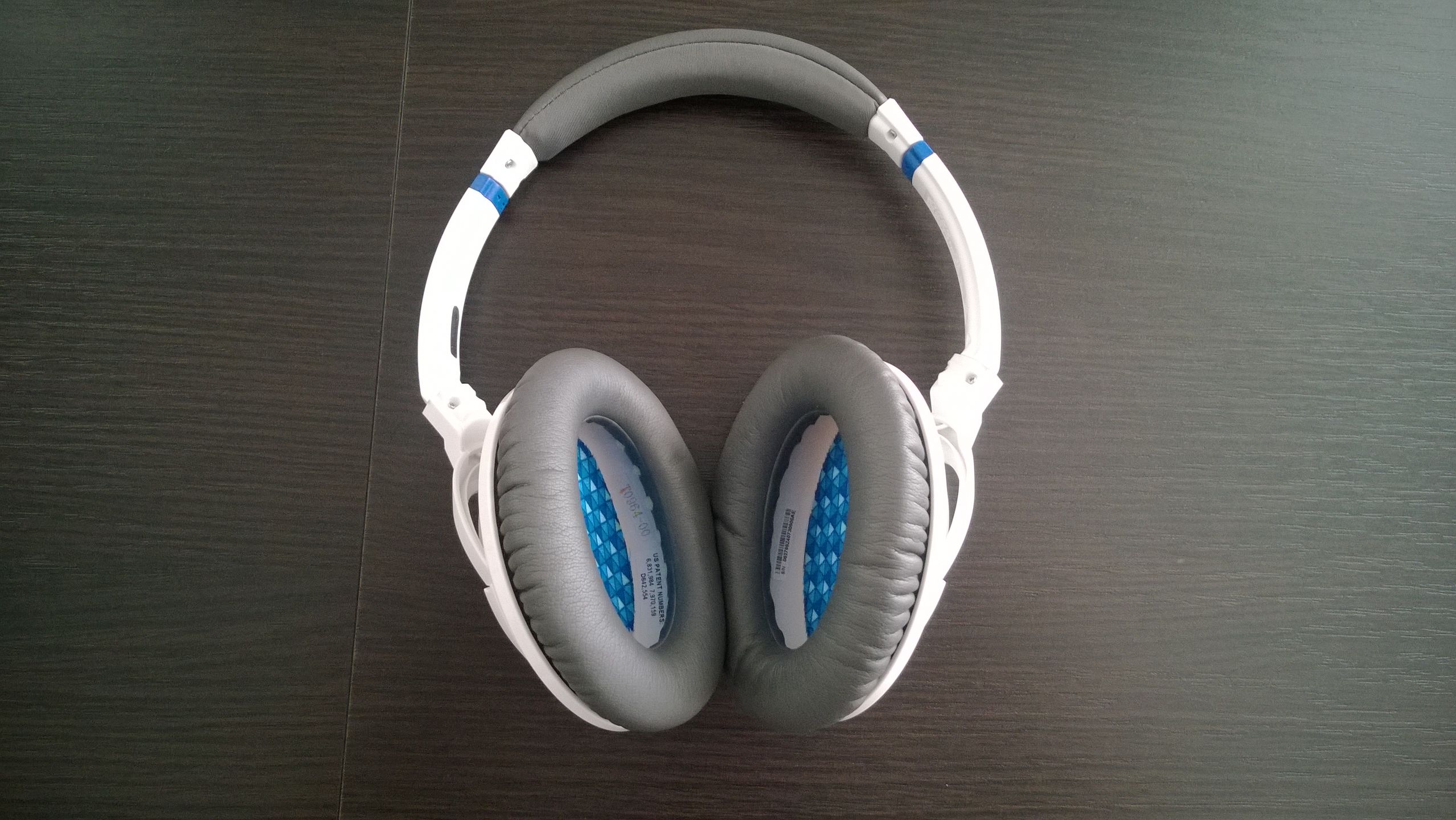 Bose SoundTrue around-ear – lekkie i stylowe słuchawki dla aktywnych [test] 10