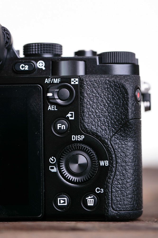 Sony A7 - pełnoklatkowy bezlusterkowiec pełen kontrastów [test] 7