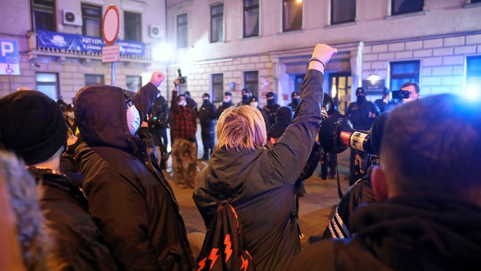 Protest przed Sejmem przeciwko wyrokowi TK ws. RPO