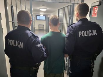 Kruszwica: Ukradł ciężarówkę z burakami i uciekał 40-tonowym TIR-em