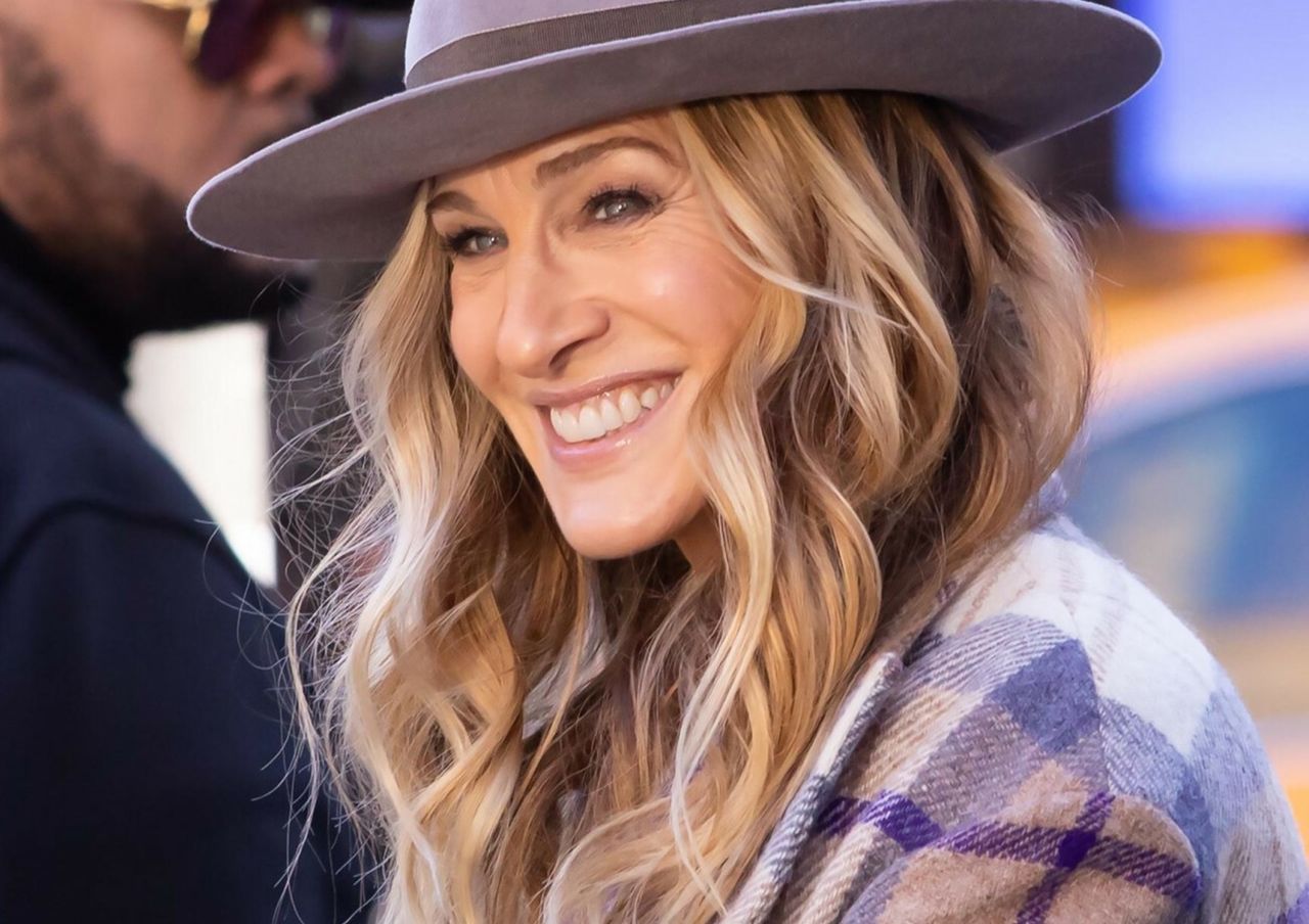 Wzorzysta Sarah Jessica Parker. Ta stylizacja to mistrzostwo