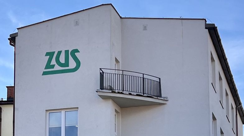 ZUS w górę