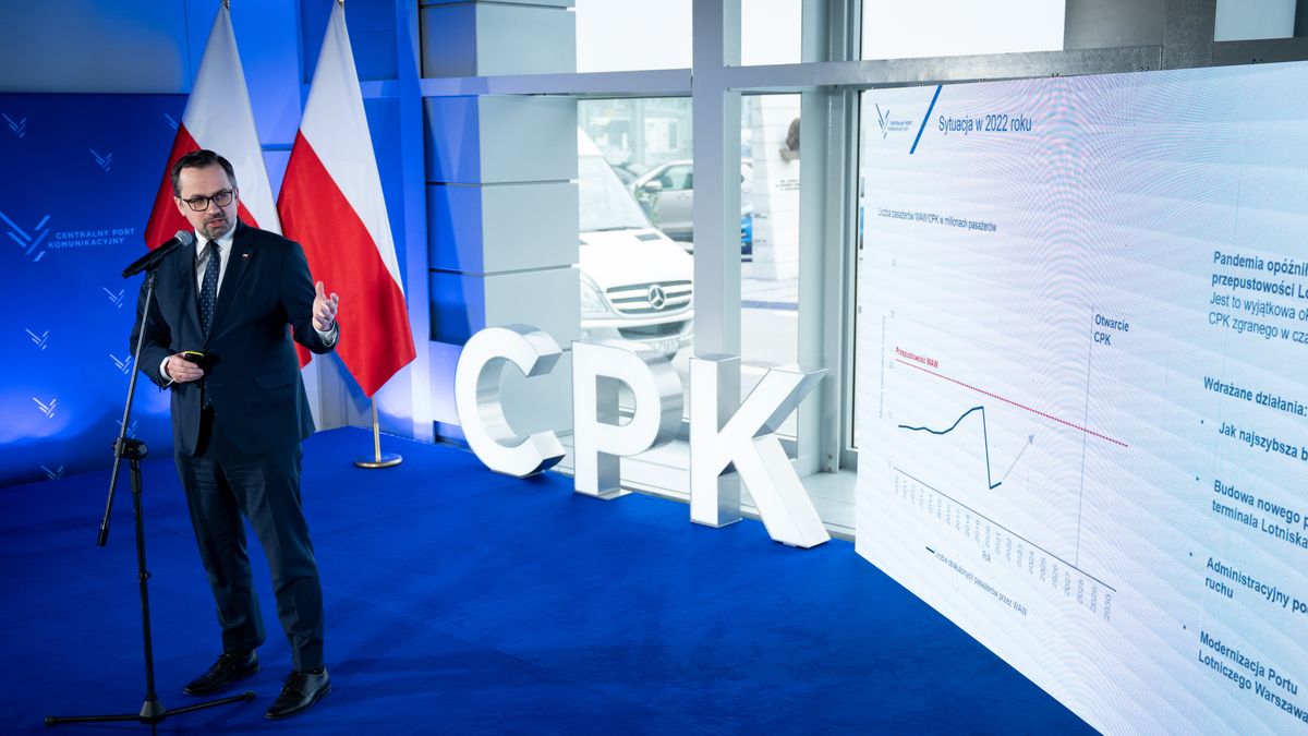 Marcin Horala (Government plenipotentiary for the STH) during the press conference on air traffic forecasts for Poland and the new Central Polish Airport (Solidarity Transport Hub) prepared by the IATA, at Chopin Airport in Warsaw, Poland, on 8 February 2022 (Photo by Mateusz Wlodarczyk/NurPhoto via Getty Images)
