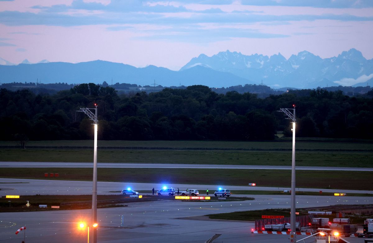 monachium, lotnisko, aktywiści Paraliż na lotnisku w Niemczech. Aresztowano 8 osób