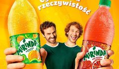 „Za dobre, by wybrać” - dwugłowy sprzedawca w kampanii nowych smaków Mirindy (wideo)