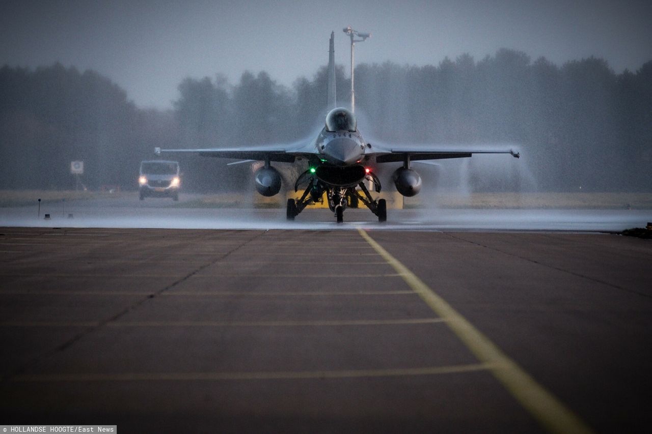 Drony nad holenderską bazą lotniczą. Minister obrony o szczegółach