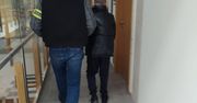 Radom: 57-latek zatrzymany po oszustwie "na policjanta". Seniorka wyrzuciła przez okno ponad 7 tys. zł