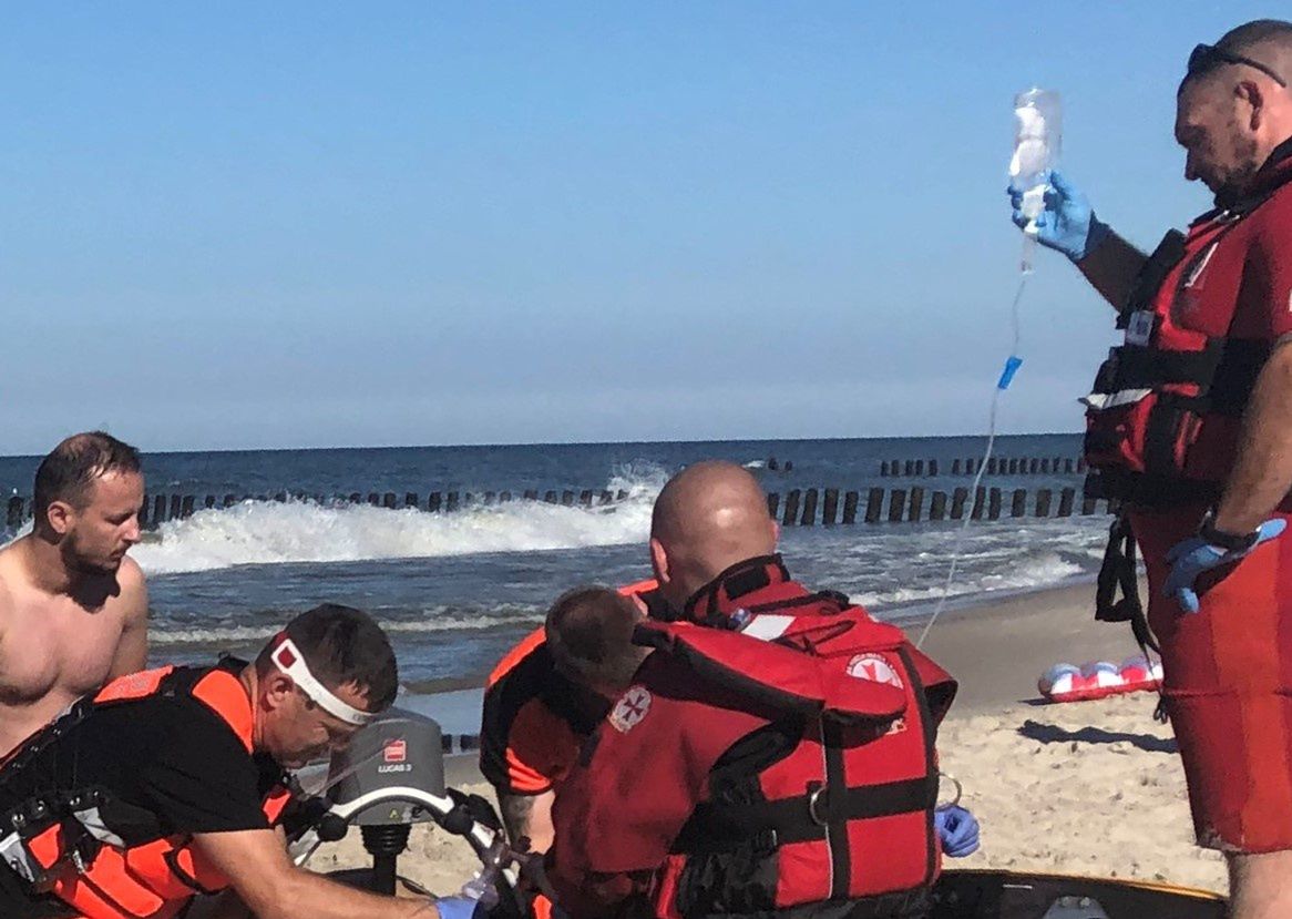 Chałupy. Tragedia na Helu. Utonął mężczyzna