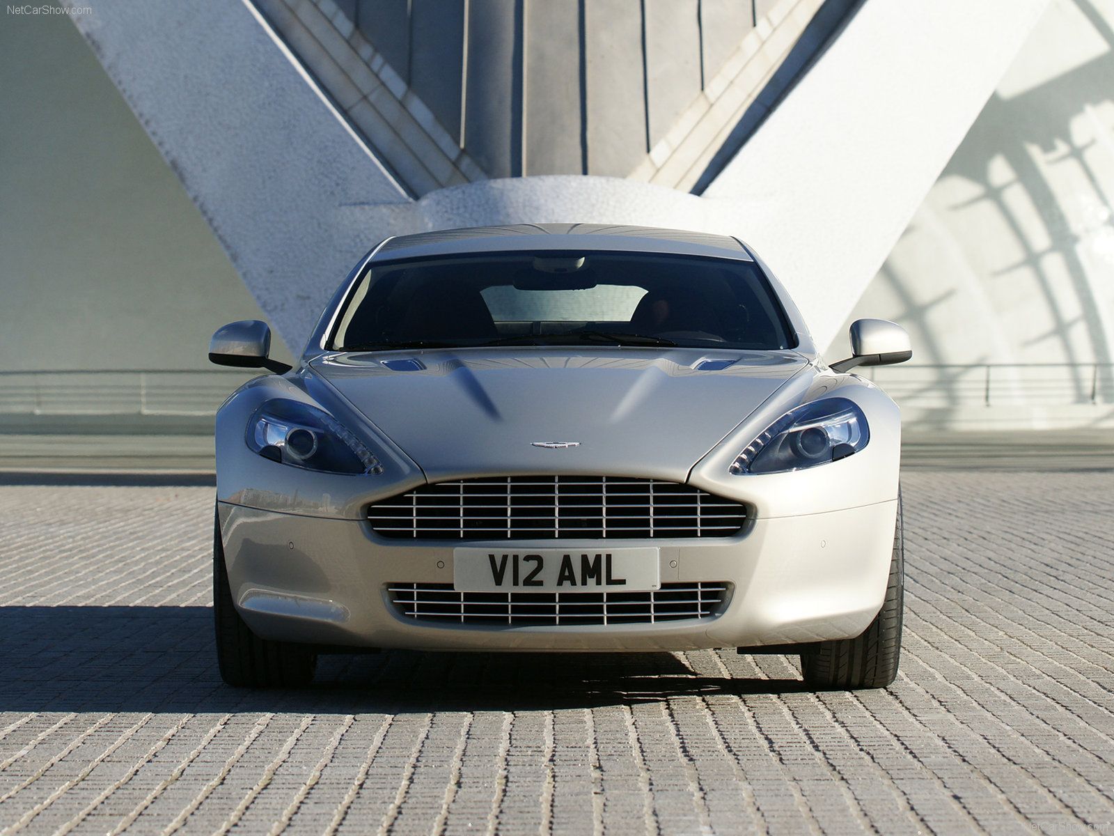 Aston Martin Rapide 3