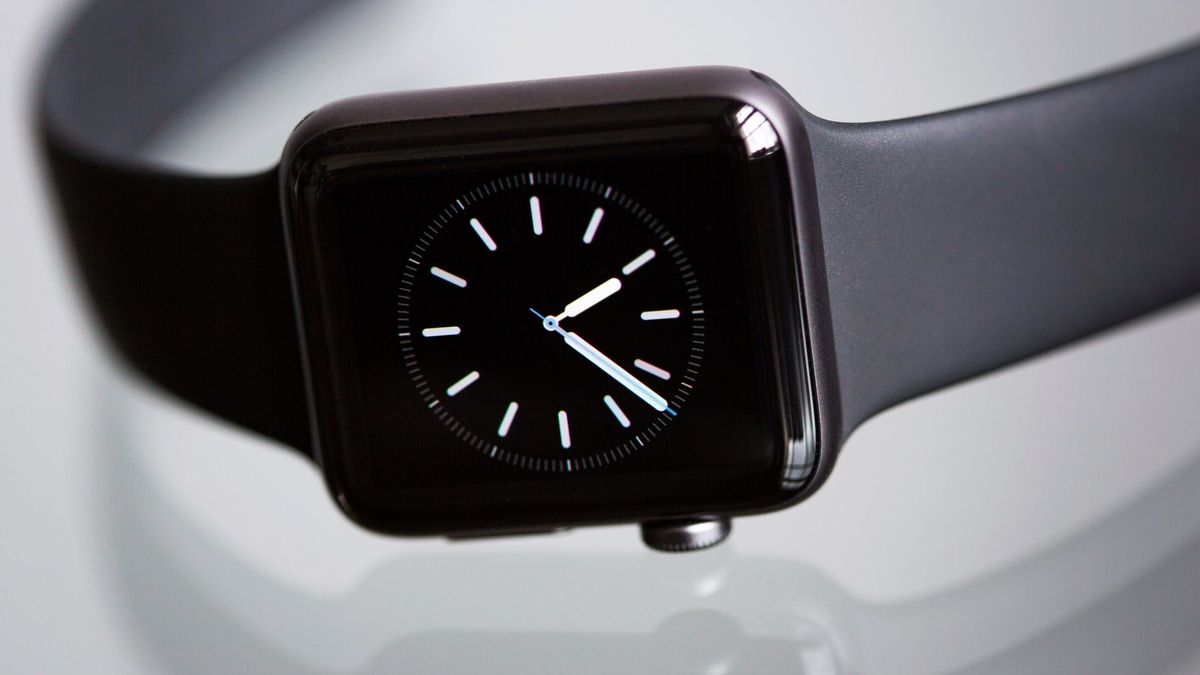Jaki smartwatch do iPhone'a wybrać? Nie tylko Apple Watch 1