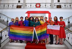 Zaprzysiężenie Andrzeja Dudy. Zagraniczne media o posłankach Lewicy