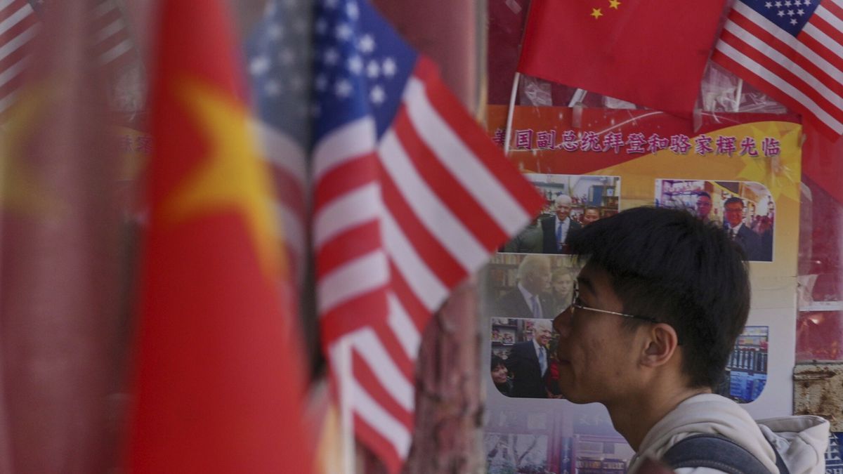 USA zakazują swoim pracownikom w Chinach intymnych relacji z Chi