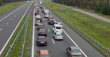 Potężny korek na A1. Ujawnili przyczynę