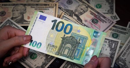 Dolar i euro próbują odreagować. Tak reaguje złoty