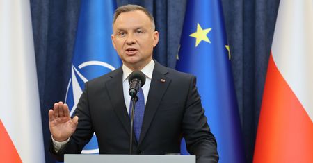 Bruksela uderza w "lex Tusk". "Sprawa dotyczy wolnych wyborów"